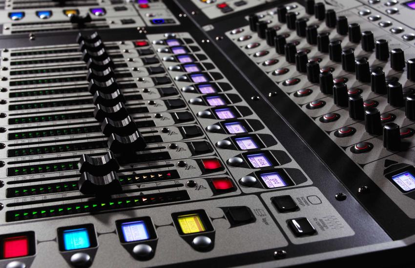 Console Digico SD8/24 faders